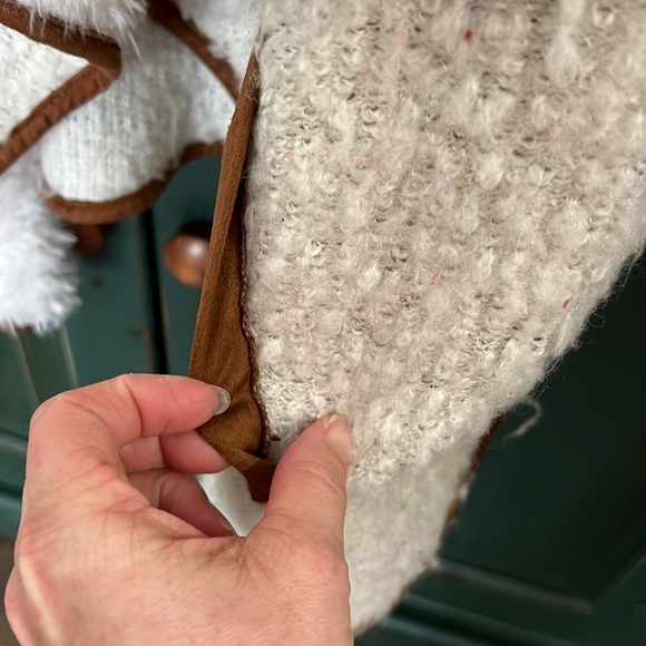 MAURICES VEST small/Medium - Picture 3 of 6